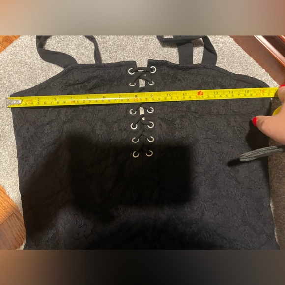 Lace bodysuit - Picture 3 of 3